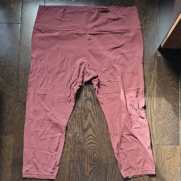 Athleta Pants - Athleta Women's Transcend 7/8 Pants in Burgundy